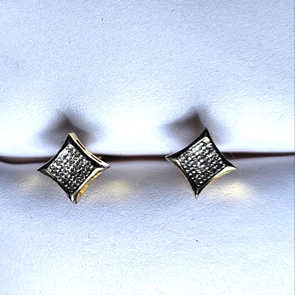 White Round Diamond, Gold Plated, Sterling Silver-Micro Pave Setting Kite Shape